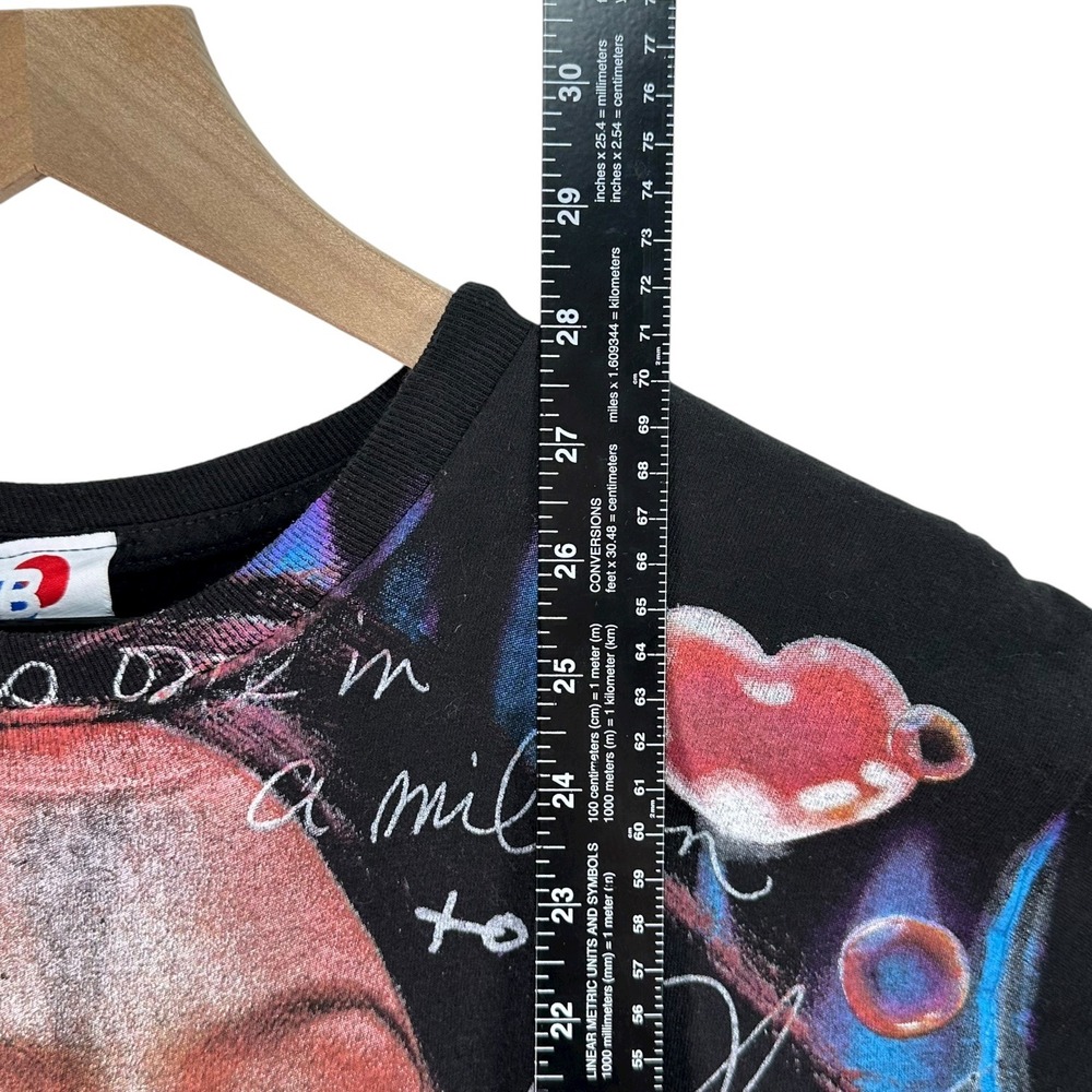 Authentic Backstock Co. Aaliyah "Hot Like Fire" All Over Print 90s R&B Shirt Med - Picture 13 of 13